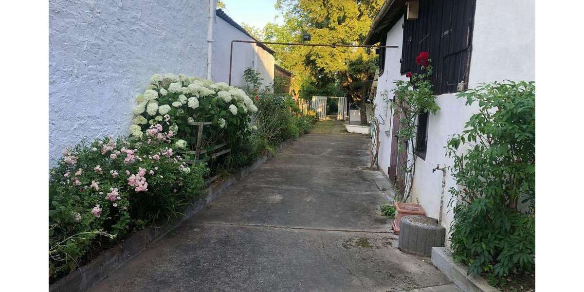 Einfamilienhaus Karlsruhe Hagsfeld - 7 Zimmer, 105 m&sup2;, 589.000&euro; | Angebot:25479232