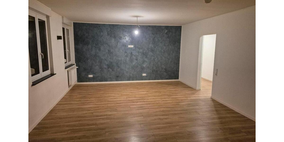 Etagenwohnung Pforzheim Weststadt - 3 Zimmer, 86 m&sup2;, 1.100&euro; | Angebot:25363227