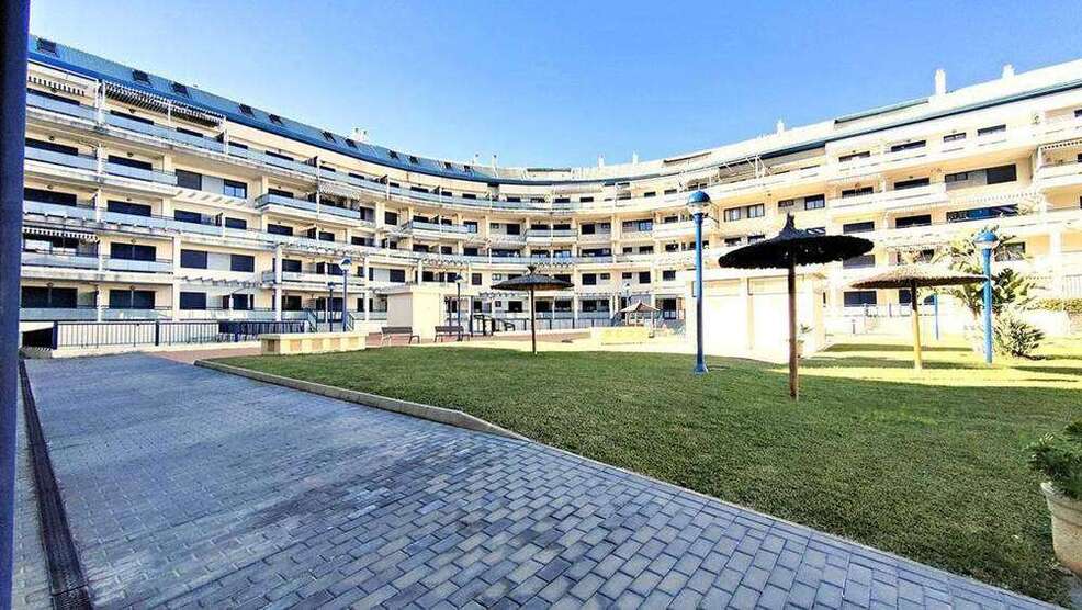 Wohnung zum Kaufen in Dénia 380.000 € 100 m²