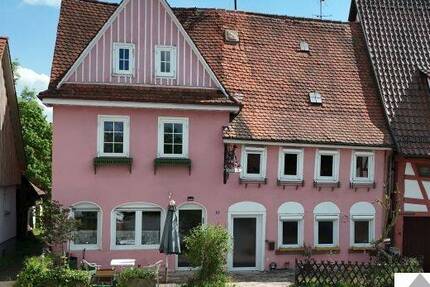 Haus Ötisheim - 8 Zimmer, 200 m&sup2;, 99.000&euro; | Angebot:26568454