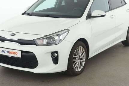 Kia Rio 62.612 km 11.020 € Stuttgart 70195