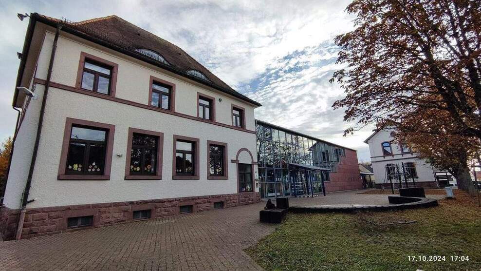 Spitzen-Bauplatz für freistehendes EFH - in direkter Feldrandlage