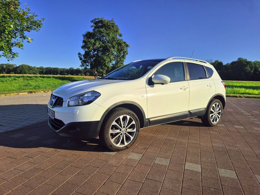 Nissan Qashqai 171.000 km 7.400 € Bietigheim-Bissingen 74321