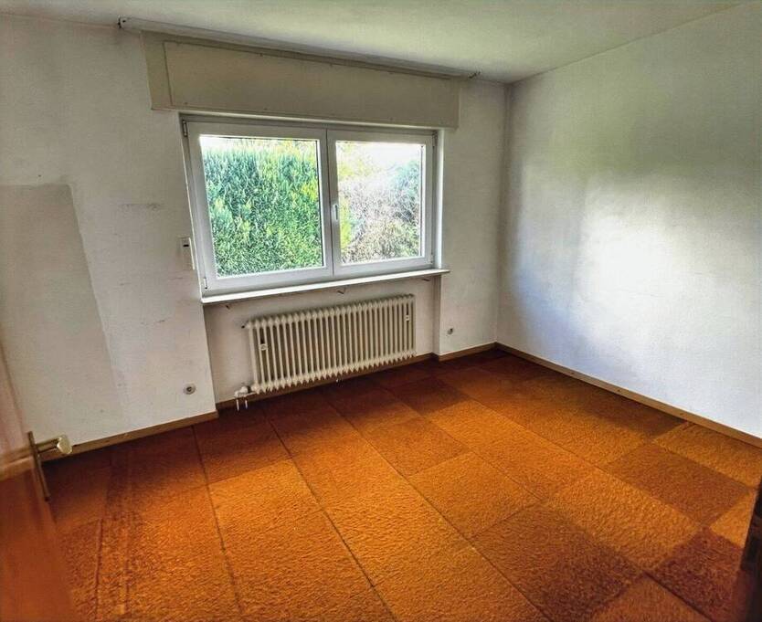 Großzügiges Einfamilienhaus mit Potenzial in ruhiger Lage