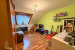 Ruhige 3-Zimmer-Dachgeschosswohnung mit Balkon & Carport – Kapitalanlage mit Potenzial - Dachgeschoßwohnung Bad Wildbad Calmbach | Angebot:26963890