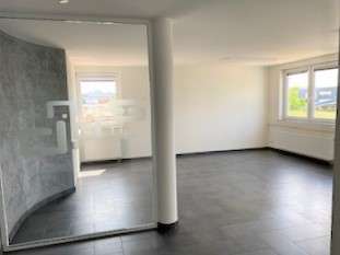 Büro in Karlsbad 995 € 130 m² zimmer