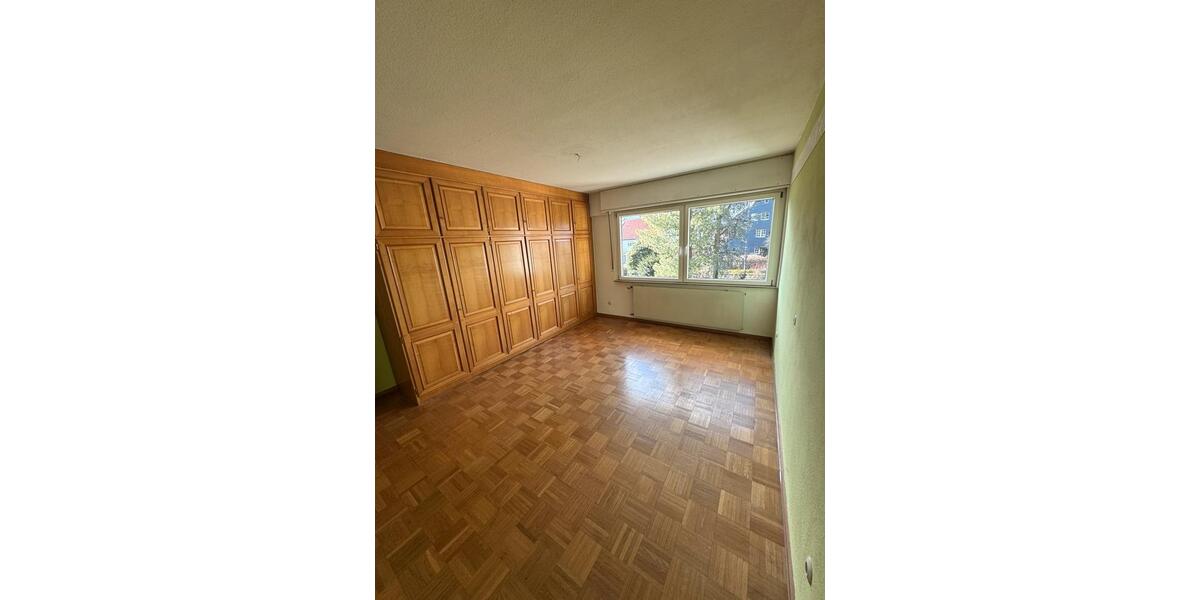 Etagenwohnung Markgröningen - 3 Zimmer, 80 m&sup2;, 1.100&euro; | Angebot:26484365