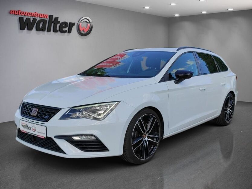 Seat Leon 49.300 km 25.490 € Pforzheim 75177