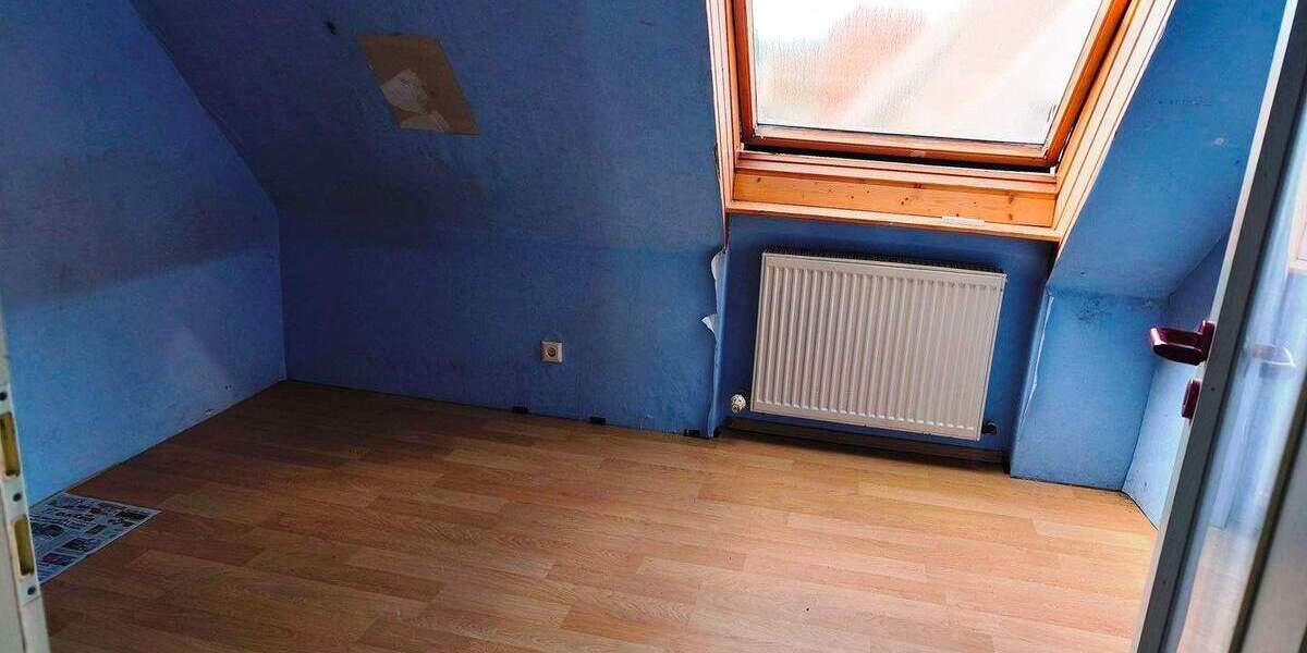 Mehrfamilienhaus, Wohnhaus Remchingen Wilferdingen - 4 Zimmer, 107 m&sup2;, 850&euro; | Angebot:25748636