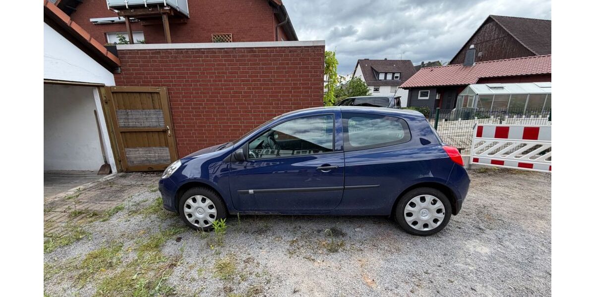 Renault Clio 181.486 km 1.790 &euro; Kürnbach 75057