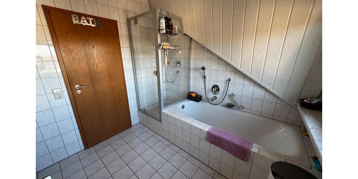 Dachgeschoßwohnung Ölbronn-Dürrn Dürrn - 4 Zimmer, 113 m&sup2;, 980&euro; | Angebot:26030765