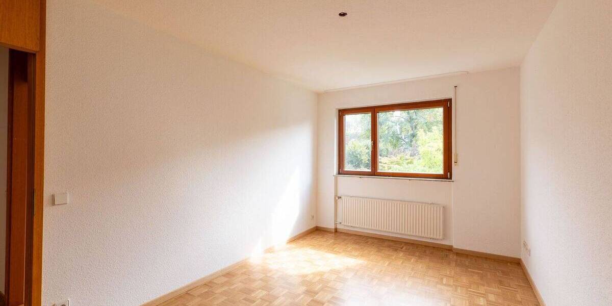 Reihenmittelhaus Ditzingen - 4 Zimmer, 120 m&sup2;, 549.000&euro; | Angebot:25698013