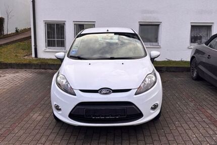 Ford Fiesta 149.841 km 4.200 &euro; Zaberfeld 74374