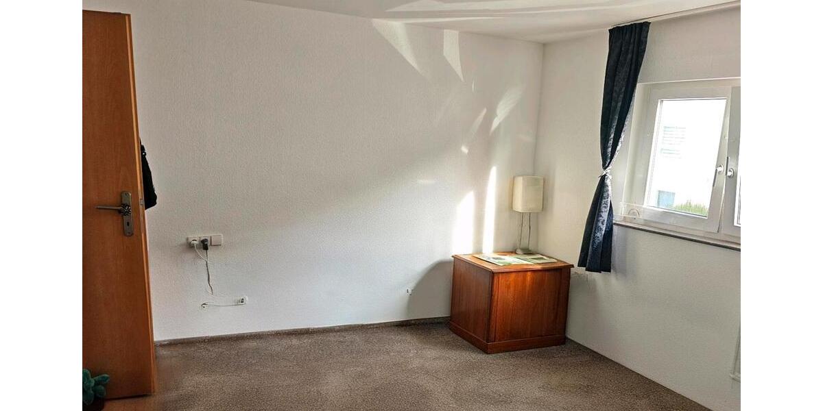 Etagenwohnung Mühlacker - 2 Zimmer, 58 m&sup2;, 750&euro; | Angebot:26094549