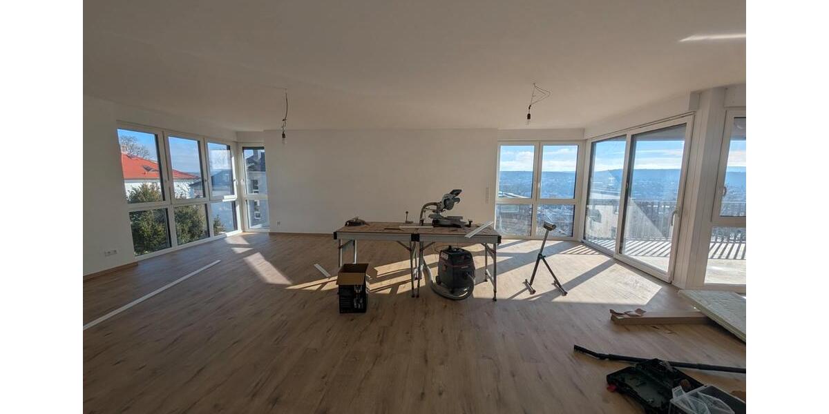 Etagenwohnung Pforzheim Nordstadt - 5 Zimmer, 150 m&sup2;, 2.250&euro; | Angebot:26312990
