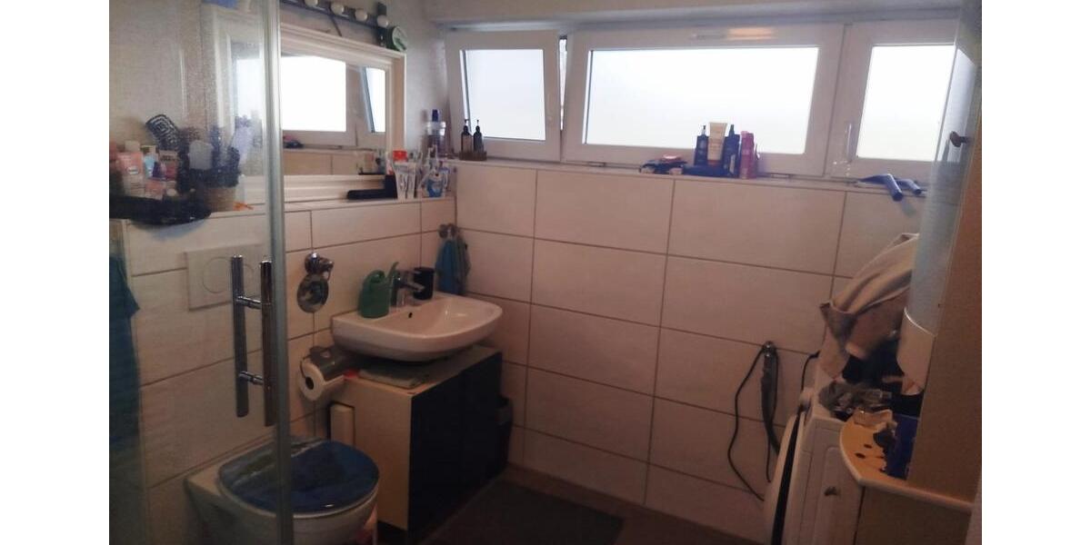 Etagenwohnung Knittlingen - 3 Zimmer, 83 m&sup2;, 670&euro; | Angebot:26441807