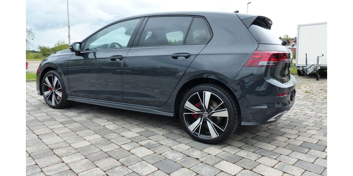 VW Golf 81.700 km 20.640 &euro; Wurmberg 75449