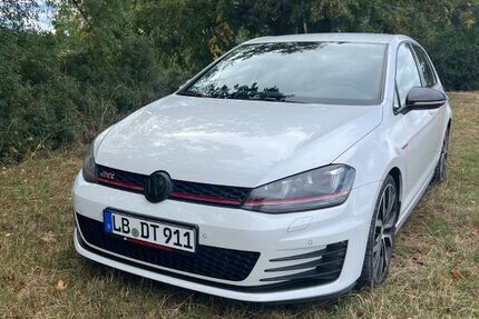 VW Golf 155.000 km 13.200 &euro; Schwieberdingen 71701