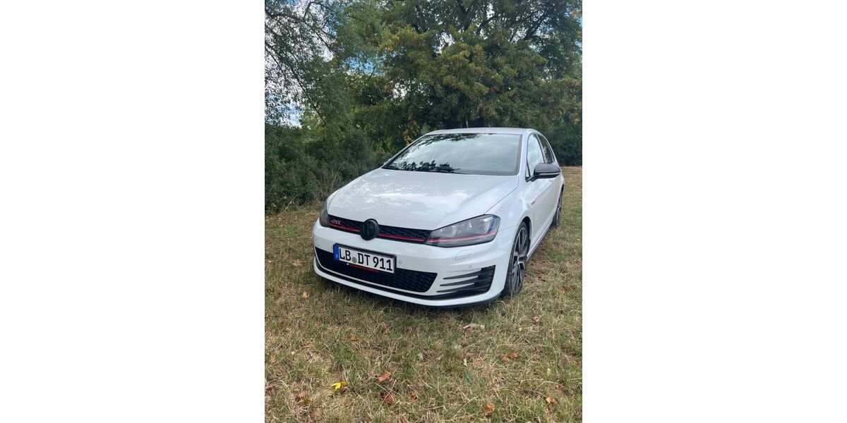 VW Golf 155.000 km 13.200 &euro; Schwieberdingen 71701