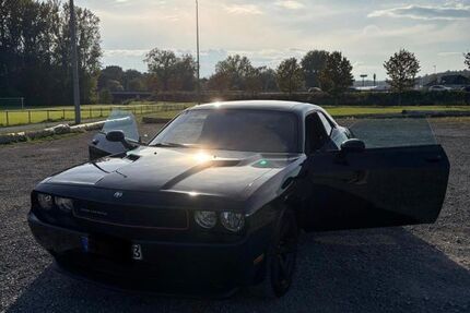 Dodge Challenger 140.000 km 13.500 &euro; Niefern-Öschelbronn 75223