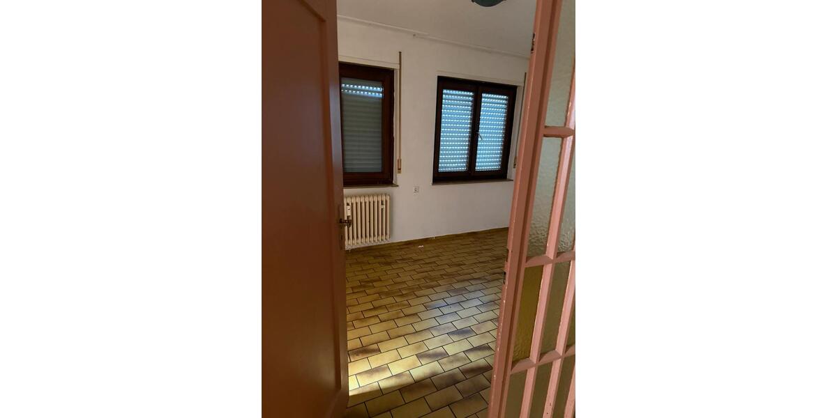 Etagenwohnung Sindelfingen Darmsheim - 3 Zimmer, 75 m&sup2;, 1.100&euro; | Angebot:26441817