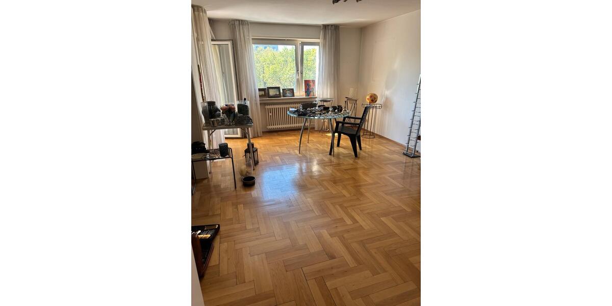 Etagenwohnung Karlsruhe Beiertheim-Bulach - 3 Zimmer, 96 m&sup2;, 1.200&euro; | Angebot:26464815
