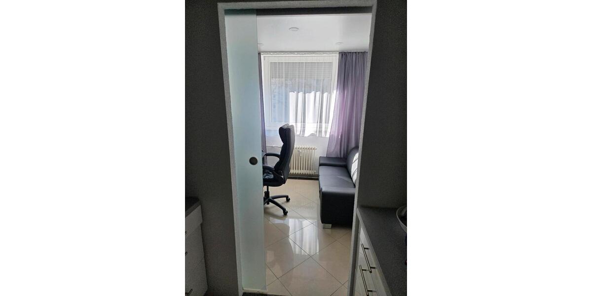 Etagenwohnung Pforzheim Eutingen - 3 Zimmer, 84 m&sup2;, 1.170&euro; | Angebot:25350381