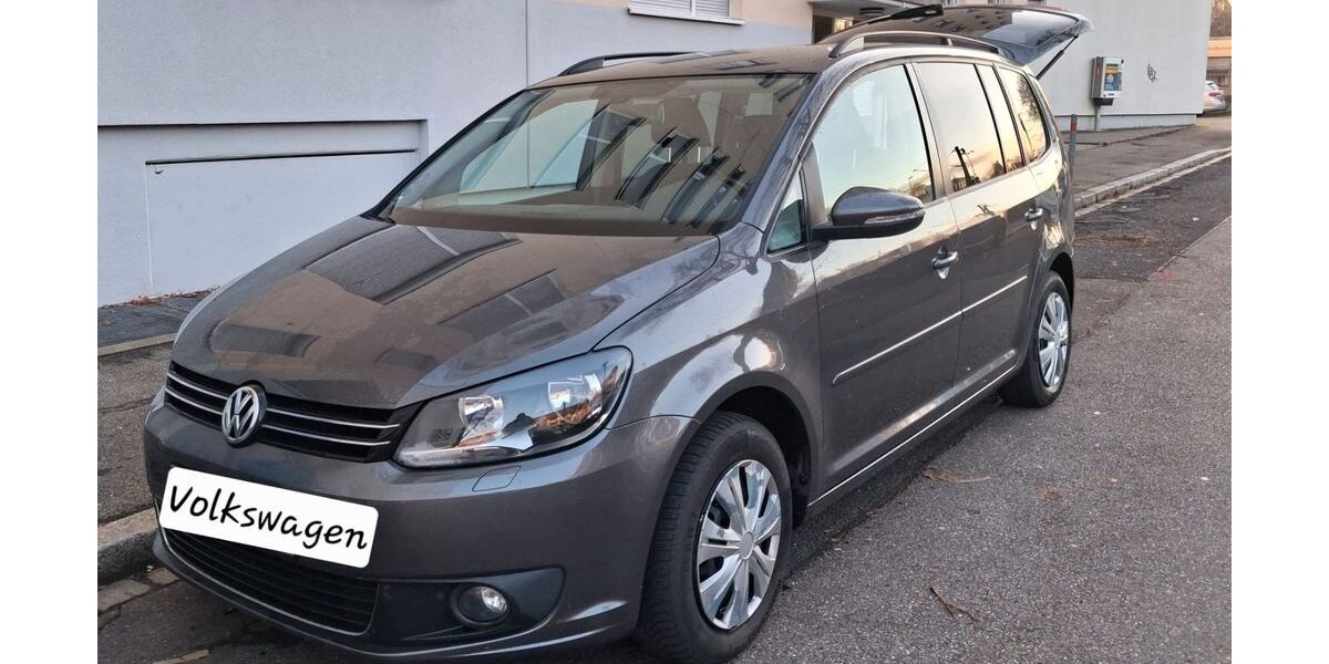 VW Touran 186.000 km 5.000 &euro; Unterreichenbach 75399