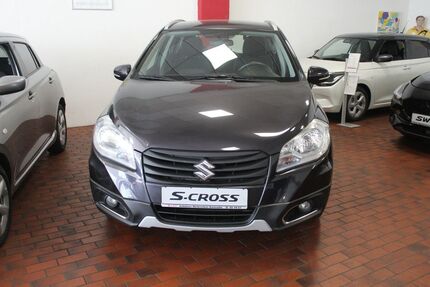 Suzuki (SX4) S-Cross 70.210 km 10.900 &euro; Karlsruhe 76185