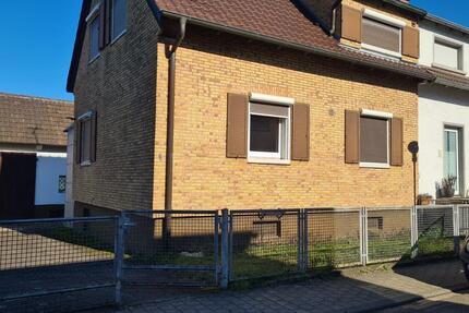 Haus Ettlingen - 690.000&euro; | Angebot:25474084