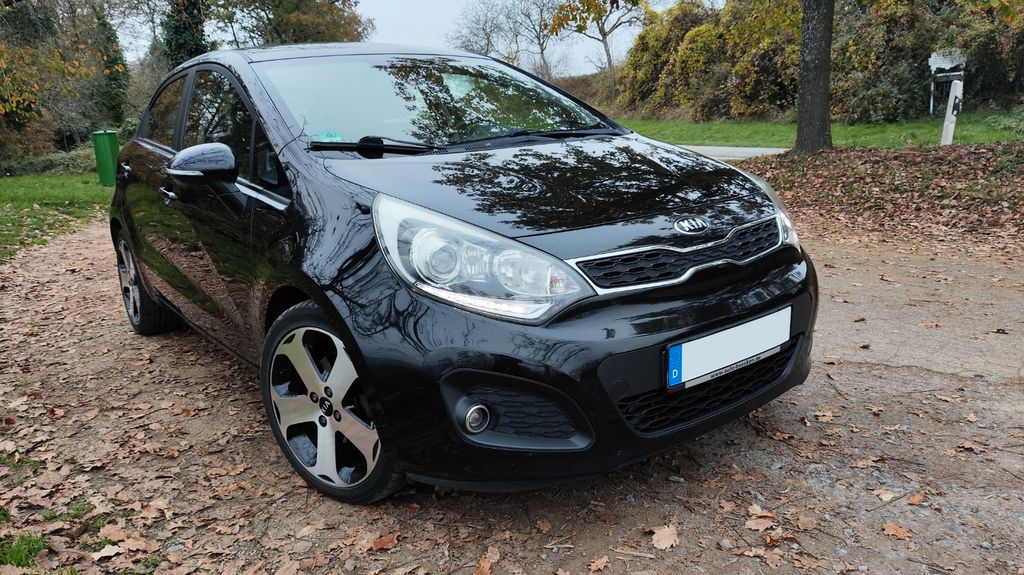 Kia Rio 214.000 km 3.800 &euro; Güglingen 74363