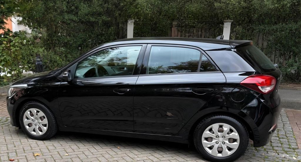 Hyundai i20 103.900 km 6.950 € Sindelfingen 71063