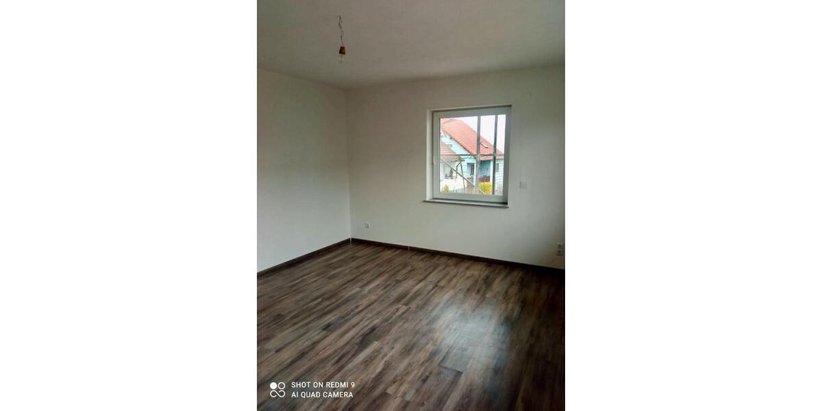 Etagenwohnung Mühlacker - 3 Zimmer, 79 m&sup2;, 760&euro; | Angebot:25716815