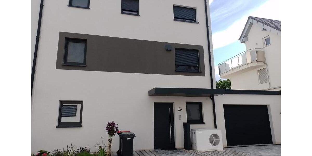 Reihenhaus Karlsruhe Innenstadt-Ost - 6 Zimmer, 142 m&sup2;, 970.000&euro; | Angebot:25286418