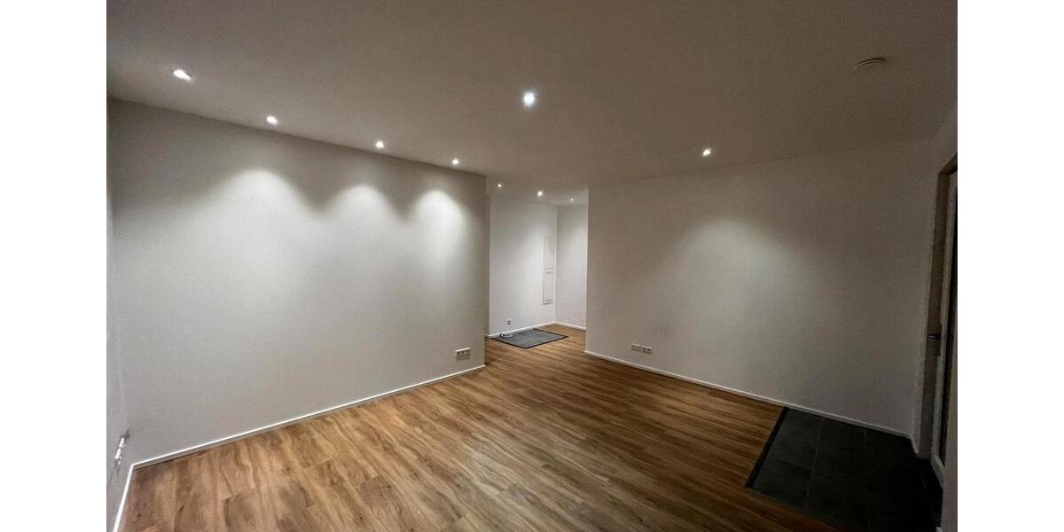 Erdgeschoßwohnung Ditzingen - 2.5 Zimmer, 56 m&sup2;, 299.000&euro; | Angebot:26738751