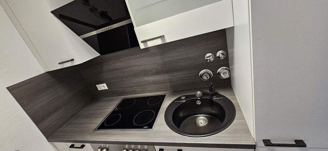 Schöne 2-Zimmer-Wohnung mit Balkon und EBK 2 zimmer