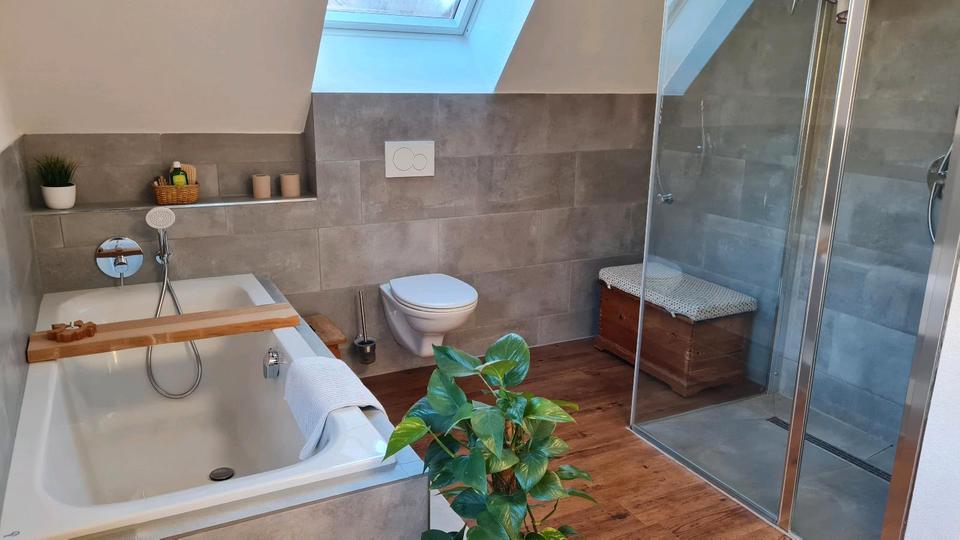 Einfamilienhaus Bad Wildbad - 10 Zimmer, 140 m&sup2;, 560.000&euro; | Angebot:25205801