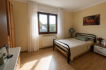 Mehrfamilienhaus, Wohnhaus Keltern- Ellmendingen Ellmendingen - 9 Zimmer, 260 m&sup2;, 549.000&euro; | Angebot:26545331