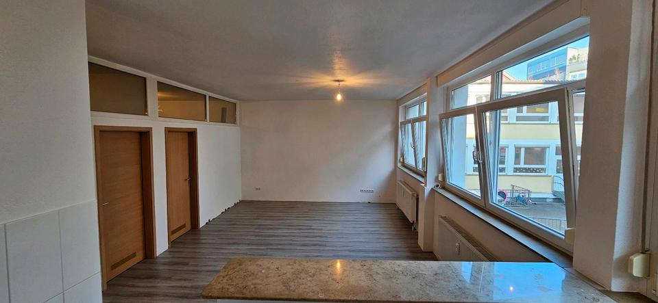 Etagenwohnung Pforzheim Weststadt - 2.5 Zimmer, 60 m&sup2;, 650&euro; | Angebot:25342617