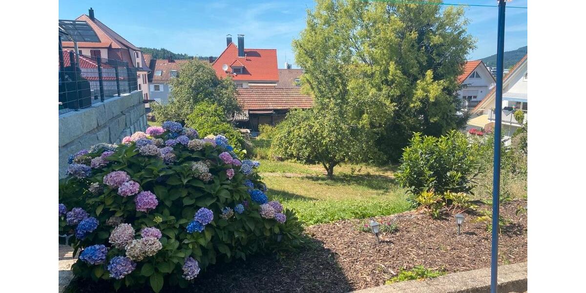 Erdgeschoßwohnung Gaggenau - 4 Zimmer, 105 m&sup2;, 330.000&euro; | Angebot:26145425