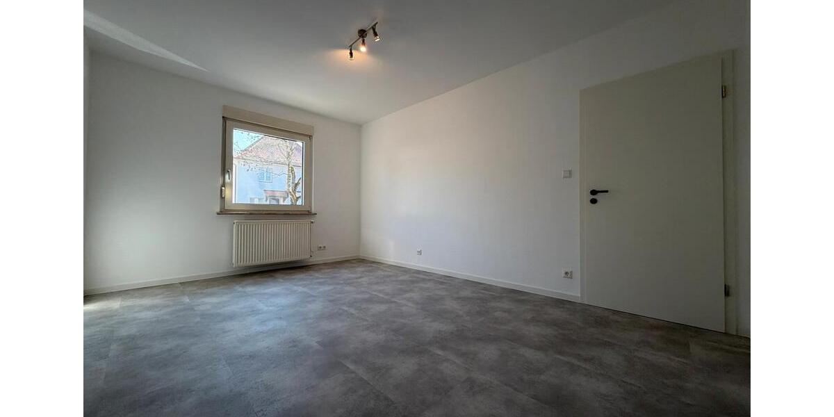 Erdgeschoßwohnung Gaggenau - 4 Zimmer, 115 m&sup2;, 1.500&euro; | Angebot:25418098