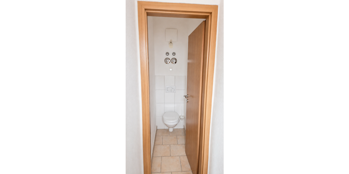 Provisionsfrei* A+ Altbau am Marktplatz: Wohn-Geschäftshaus mit Wärmepumpe — provisionsfrei - Mehrfamilienhaus, Wohnhaus Birkenfeld | Angebot:27113629