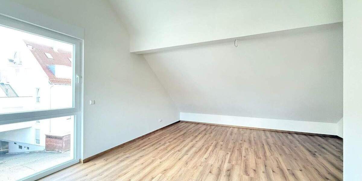 Reihenendhaus Sindelfingen Mitte - 4 Zimmer, 116 m&sup2;, 630.000&euro; | Angebot:25730768