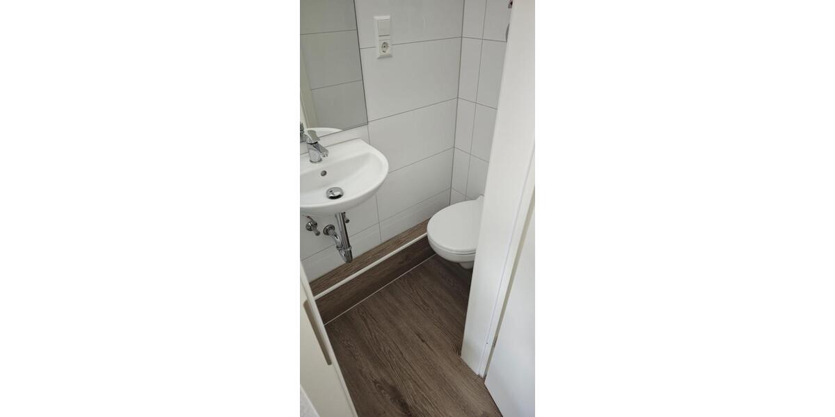 Etagenwohnung Karlsruhe Mühlburg - 1 Zimmer, 14 m&sup2;, 450&euro; | Angebot:26356176