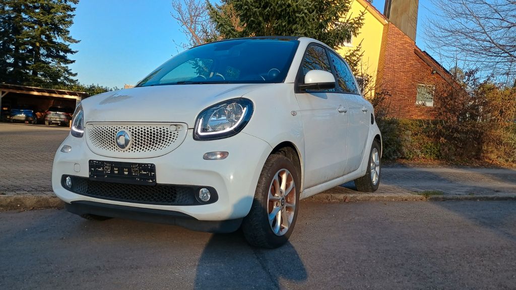 Smart ForFour 179.098 km 3.333 &euro; Niefer-Öschelbronn 75223