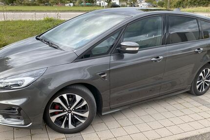 Ford S-Max 81.500 km 25.900 € Wildberg 72218