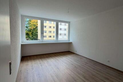 Wohnung Karlsruhe Wettersbach - 4 Zimmer, 126 m&sup2;, 1.040&euro; | Angebot:25783076