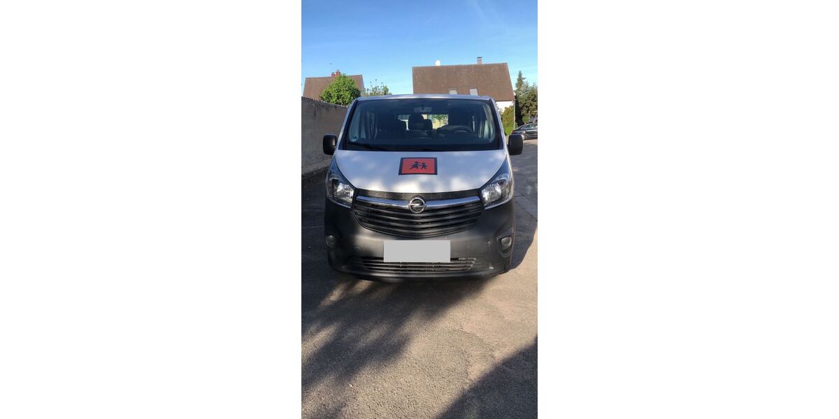 Opel Vivaro 183.000 km 11.500 &euro; Karlsruhe 76135