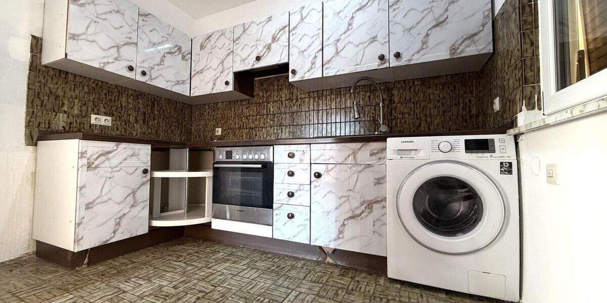 Großes Einfamilienhaus oder Zweifamilienhaus * in Kraichtal 1 zimmer