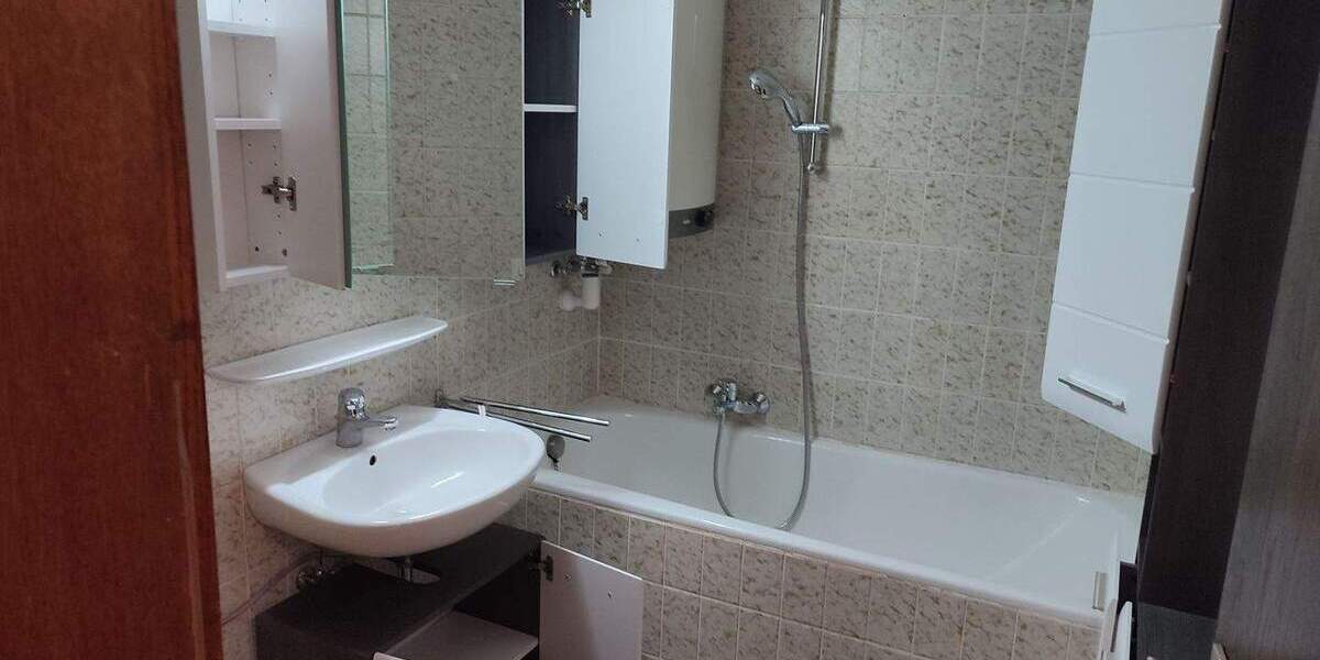 Etagenwohnung Bad Wildbad - 3 Zimmer, 104 m&sup2;, 175.000&euro; | Angebot:25780875